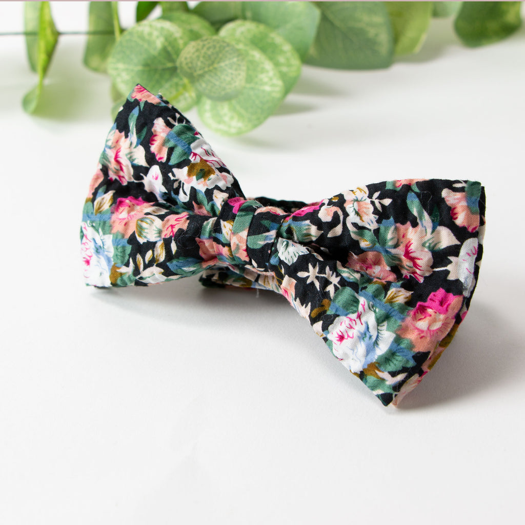 Men's Salt Shrinking Seersucker Cotton Floral Print Bow Tie and Handkerchief Set, Black Coral