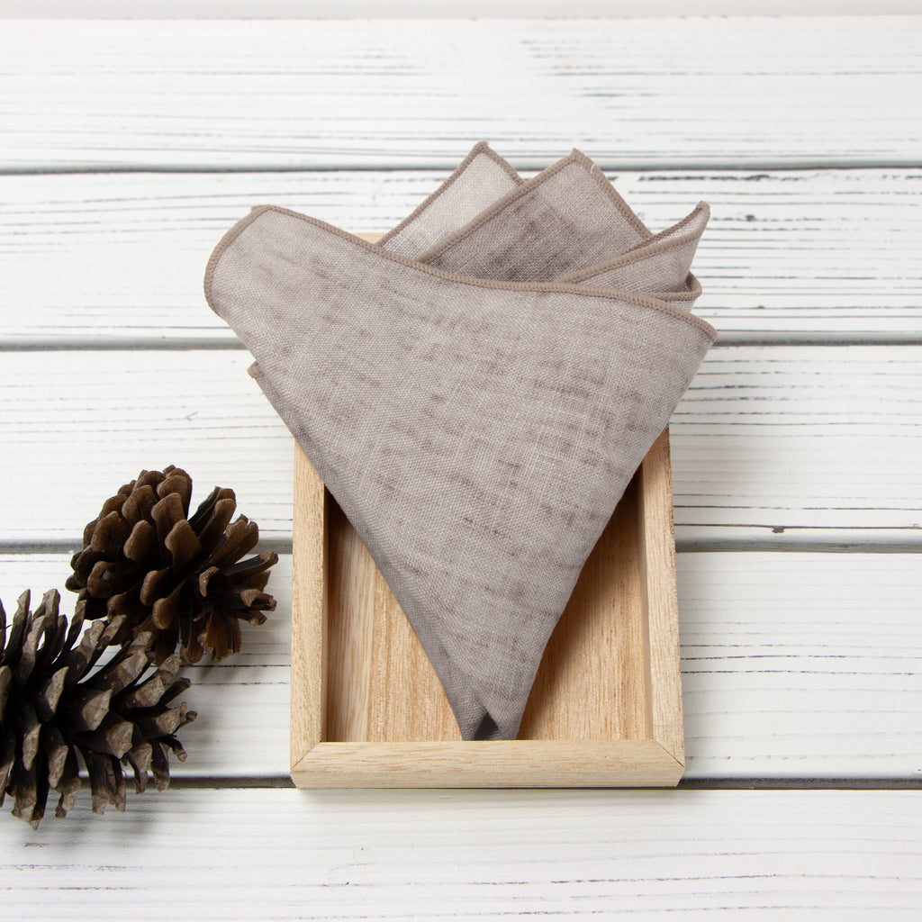 Men's Mottled Linen Bow Tie and Handkerchief