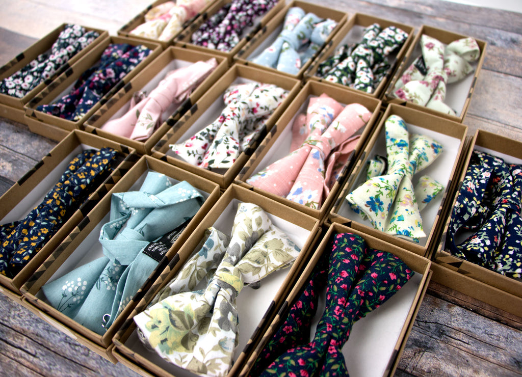 Men's Cotton Floral Print Bow Tie, Black/Mauve (Color F36)