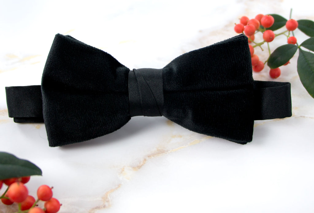 Men's Velvet Pre-tied Bow Tie